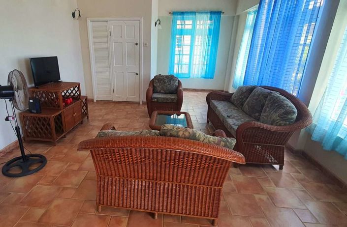 Image No.8-3 Bed Villa for sale