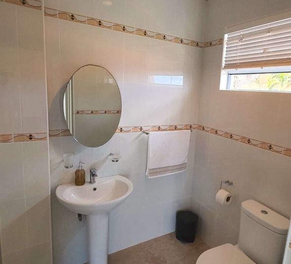 Image No.18-5 Bed Villa for sale