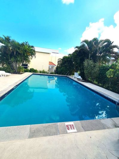 Image No.12-3 Bed Townhouse for sale