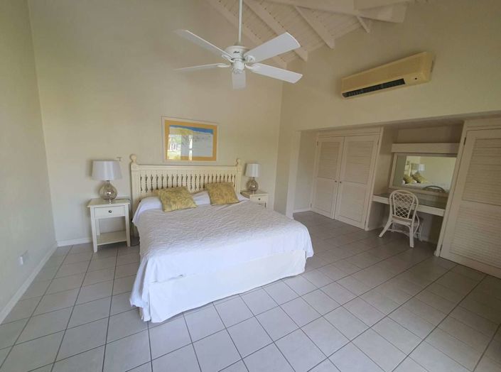 Image No.18-3 Bed Townhouse for sale