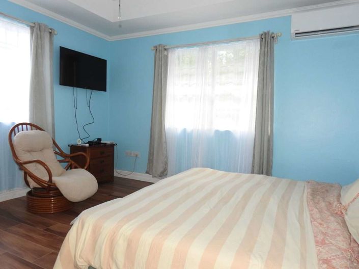 Image No.12-4 Bed Villa for sale