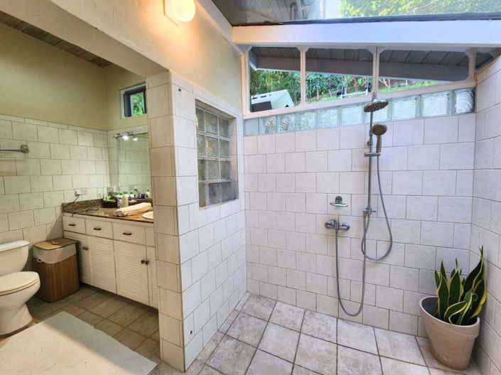 Image No.17-5 Bed Villa for sale