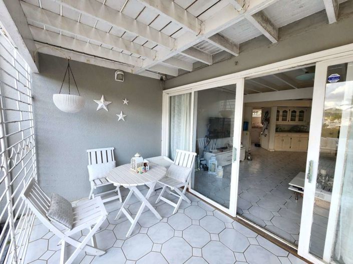 Image No.7-2 Bed Townhouse for sale