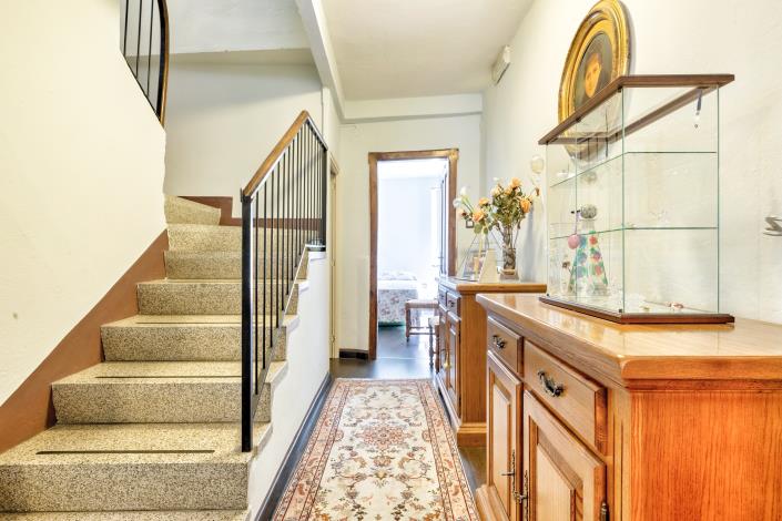 Image No.7-4 Bed Semi-Detached for sale