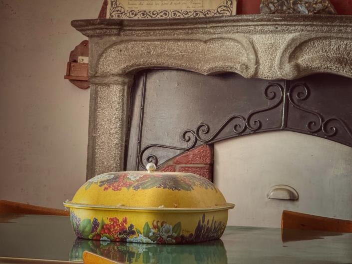 Image No.21-2 Bed Semi-Detached for sale