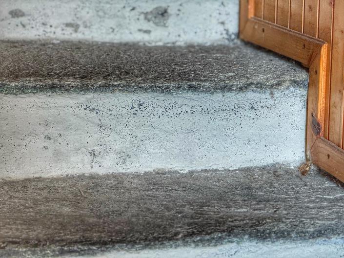 Image No.47-2 Bed Semi-Detached for sale