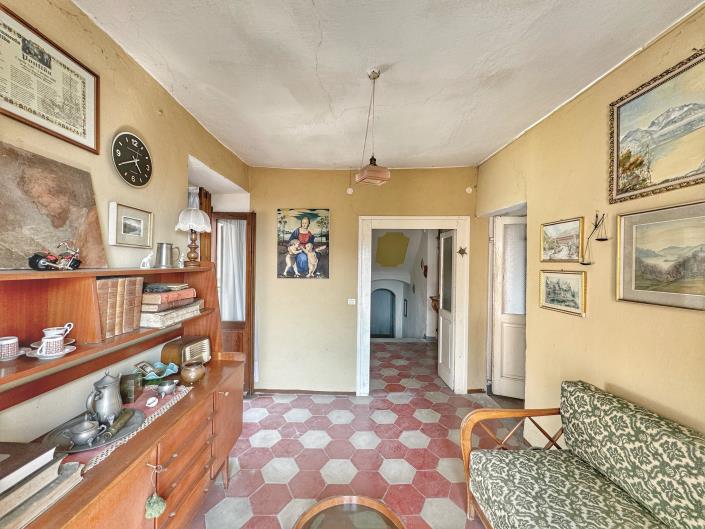 Image No.25-3 Bed Semi-Detached for sale