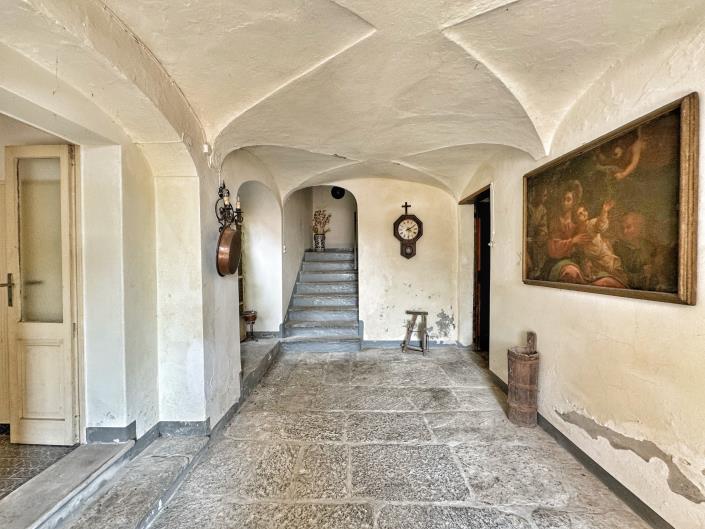 Image No.2-3 Bed Semi-Detached for sale