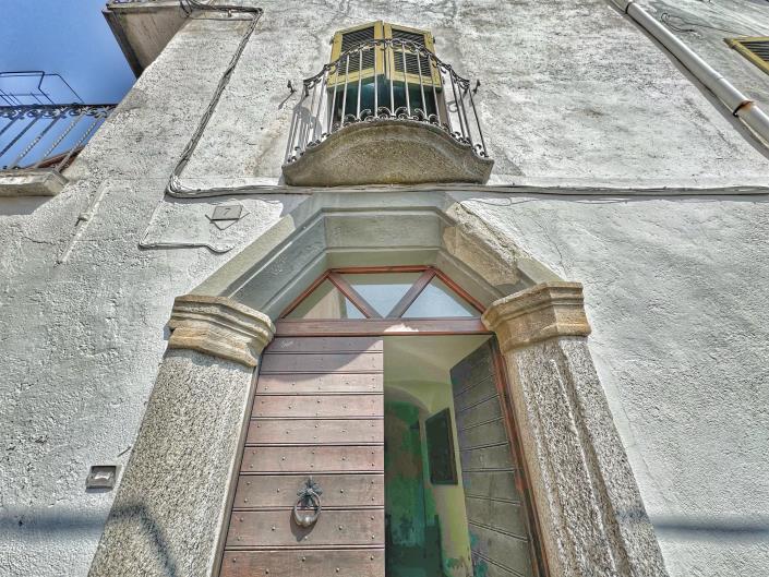 Image No.50-3 Bed Semi-Detached for sale