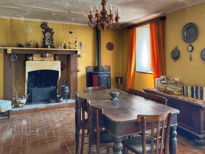 Image No.6-3 Bed Semi-Detached for sale