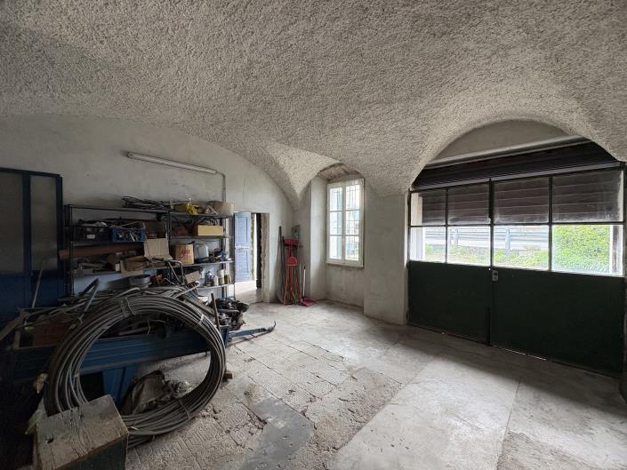 Image No.19-2 Bed Apartment for sale