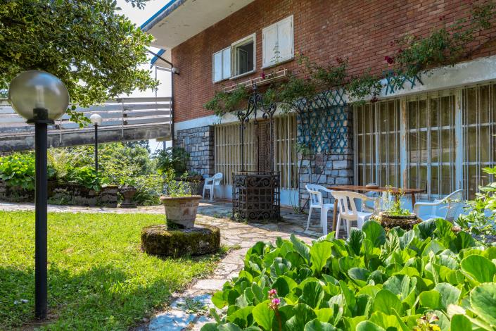 Image No.37-4 Bed House for sale