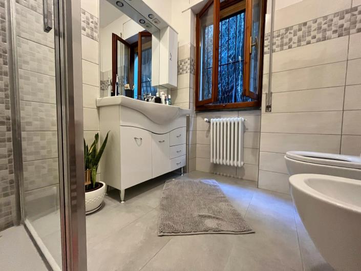 Image No.17-3 Bed Apartment for sale