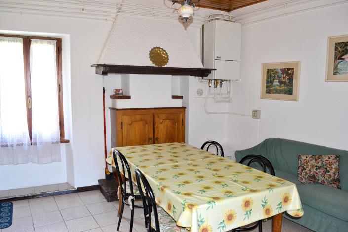 Image No.3-4 Bed Semi-Detached for sale