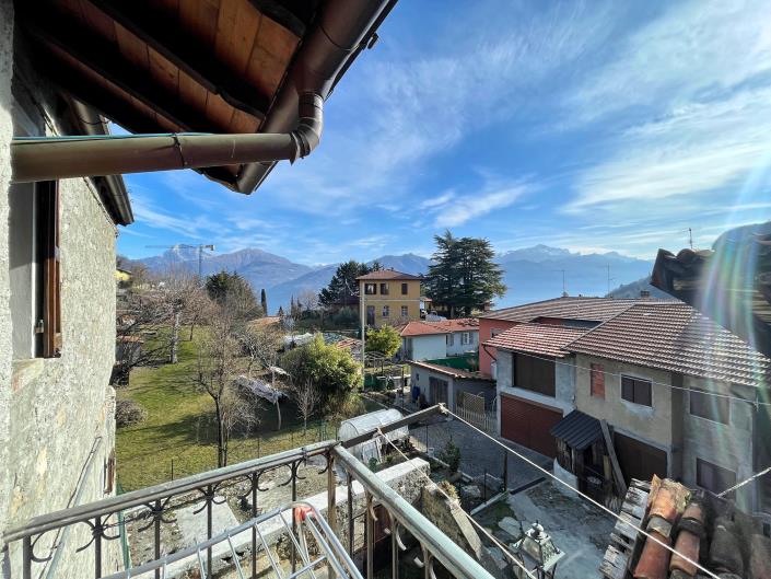 Image No.8-4 Bed Semi-Detached for sale