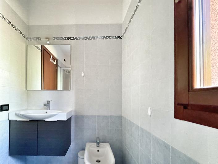 Image No.11-1 Bed Apartment for sale