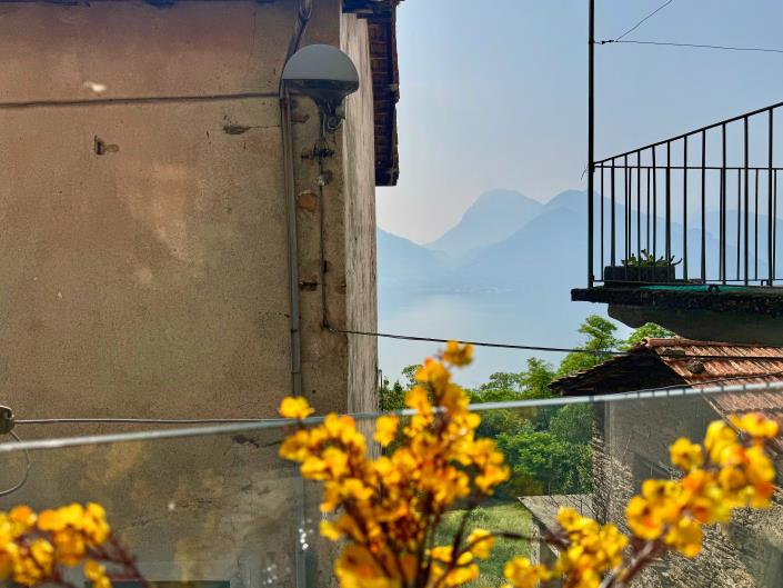 Image No.13-2 Bed Semi-Detached for sale