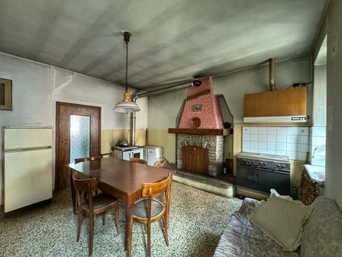 Image No.13-3 Bed House for sale