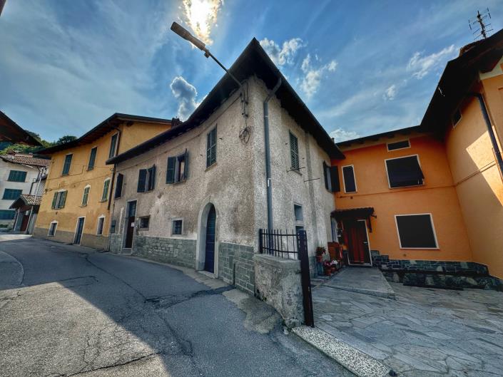 Image No.2-3 Bed House for sale