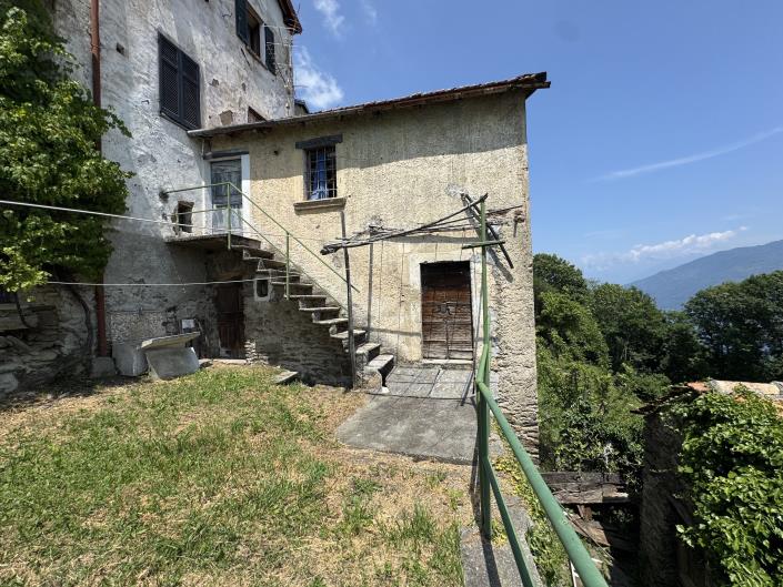 Image No.31-5 Bed Apartment for sale