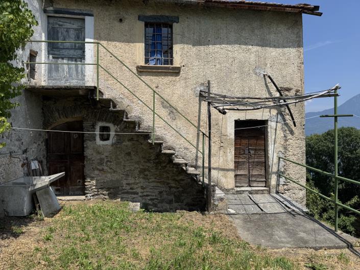 Image No.32-5 Bed Apartment for sale