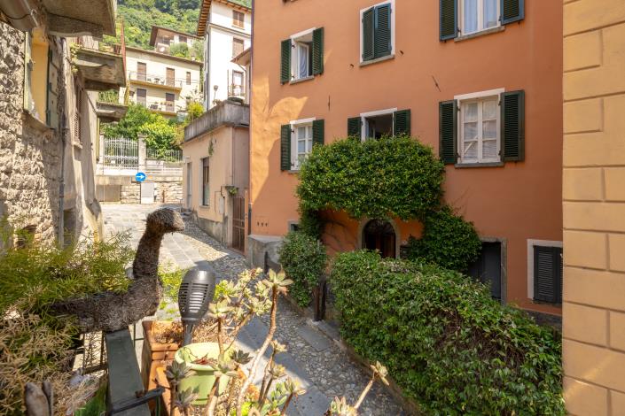 Image No.30-4 Bed Apartment for sale