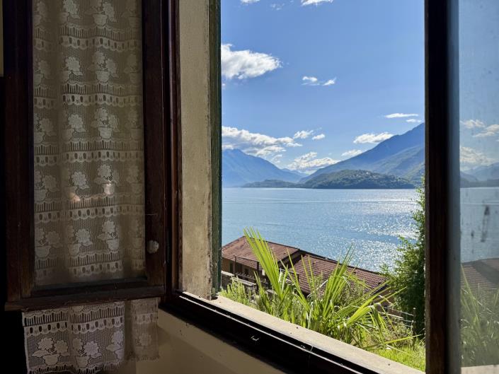 Image No.46-4 Bed House for sale