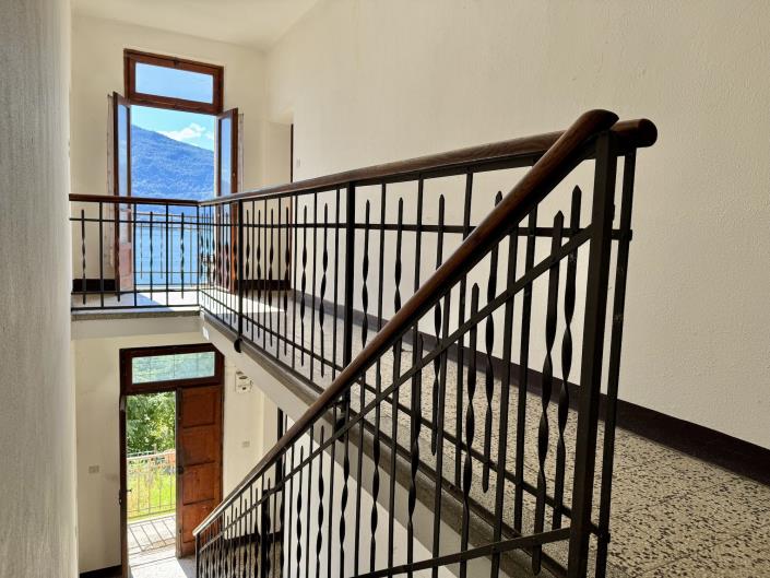 Image No.14-4 Bed House for sale