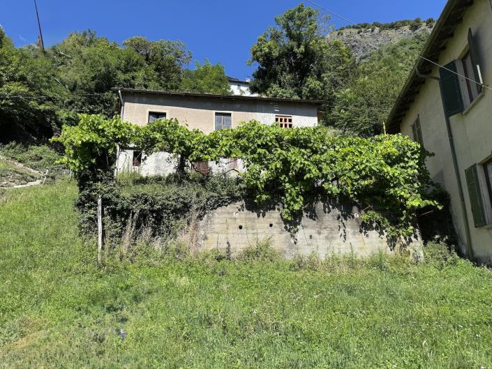 Image No.34-4 Bed House for sale