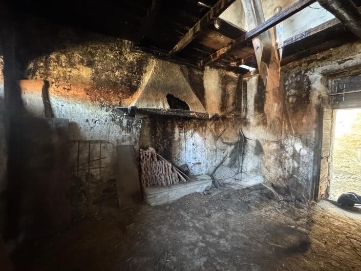 Image No.10-1 Bed House for sale