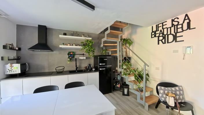 Image No.2-2 Bed Apartment for sale