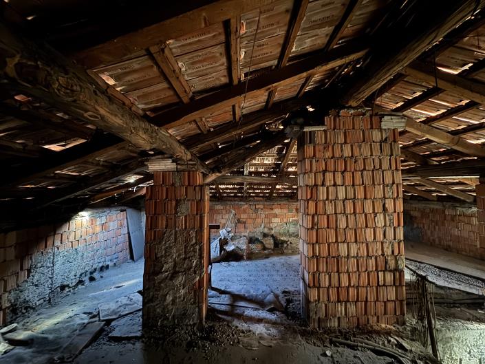 Image No.7-2 Bed Townhouse for sale