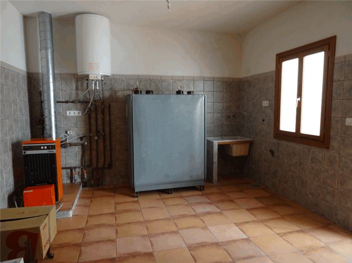 Image No.8-3 Bed Townhouse for sale