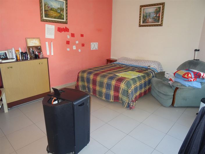 Image No.8-3 Bed Townhouse for sale