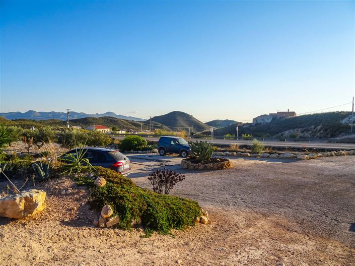 Image No.4-6 Bed Country House for sale