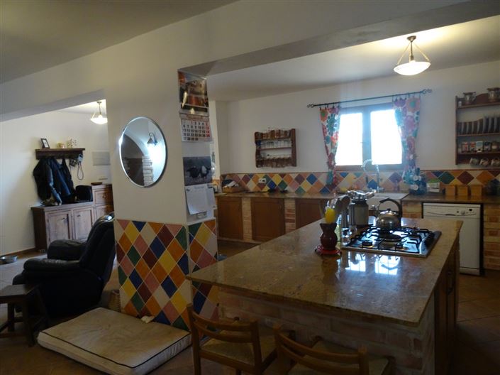 Image No.9-6 Bed Country House for sale