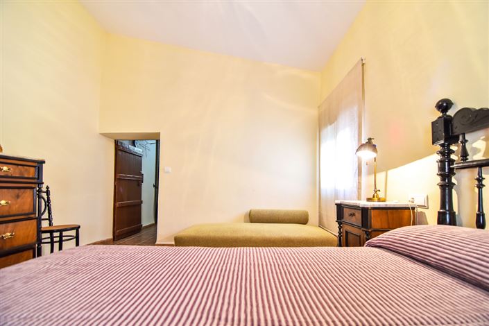 Image No.16-10 Bed Commercial for sale