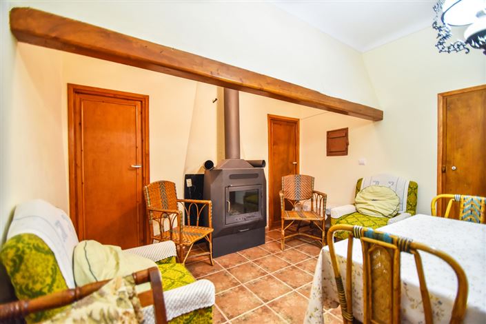 Image No.20-10 Bed Commercial for sale