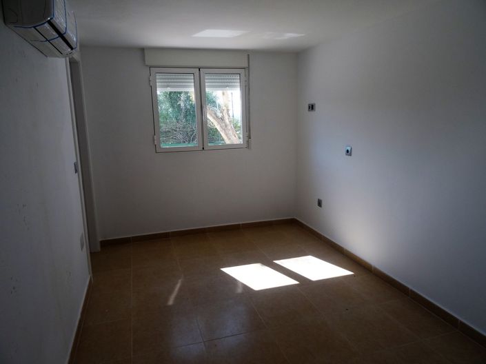 Image No.26-Commercial de 10 chambres à vendre à Fortuna