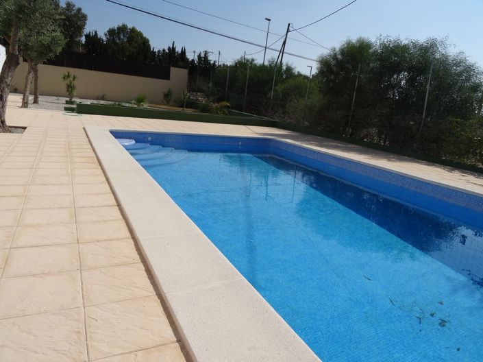 Image No.4-Commercial de 10 chambres à vendre à Fortuna