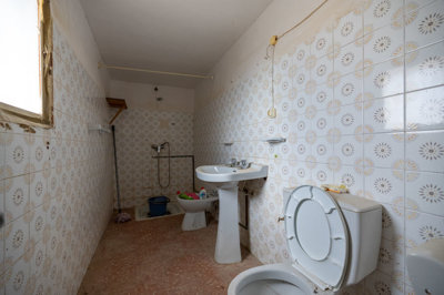 1000farmhousedeltorre090525185323cf129219