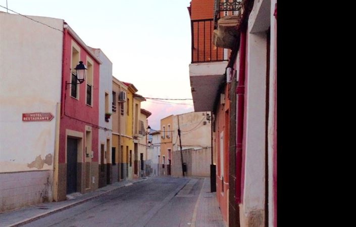 Image No.14-8 Bed Country House for sale