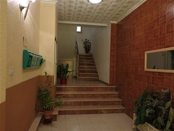 842spaciousapartmentandcommercialspaceimg0064