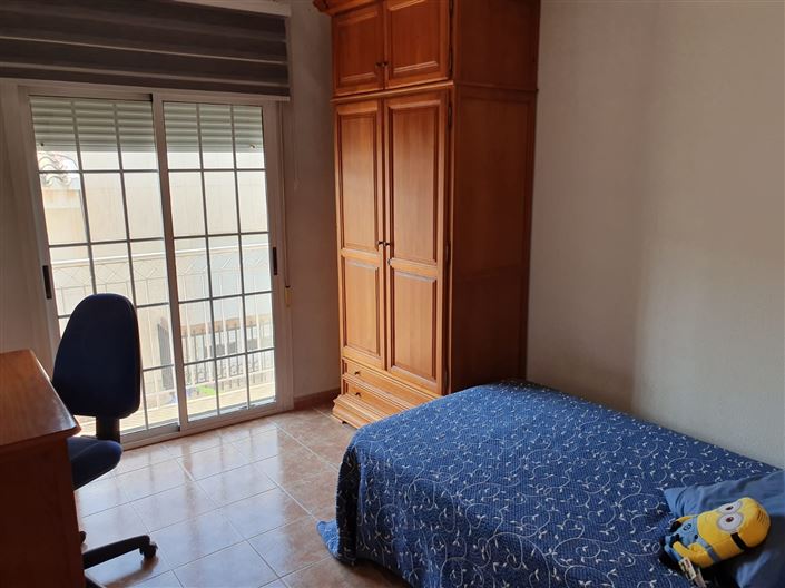 Image No.15-3 Bed Townhouse for sale