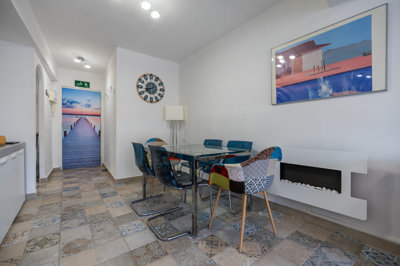 2599pisoavenida040825151636cf22693