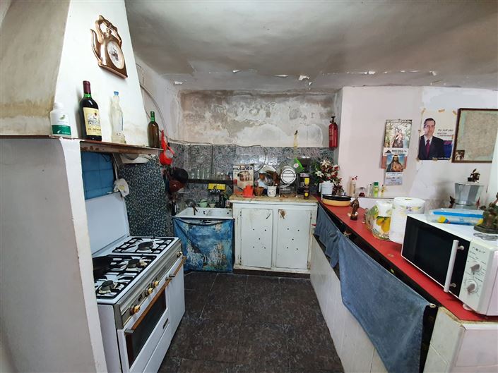 Image No.10-4 Bed Country House for sale