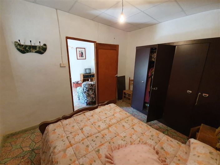 Image No.26-4 Bed Country House for sale