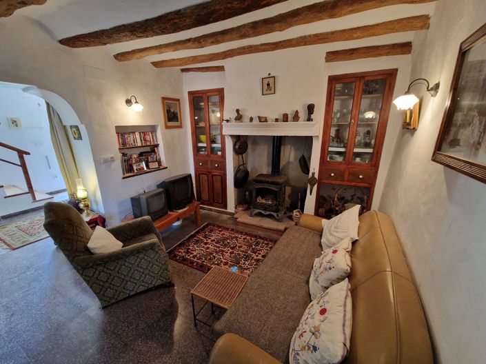 Image No.6-4 Bed Country House for sale