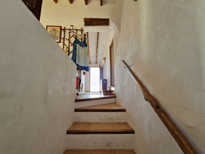 Image No.13-4 Bed Country House for sale