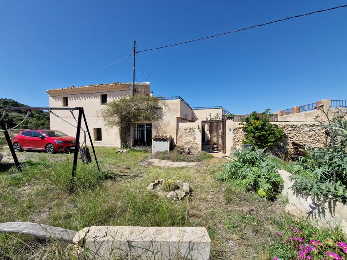 Image No.26-4 Bed Country House for sale